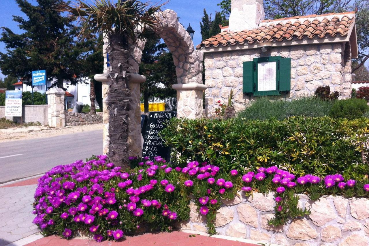 Apartments With A Parking Space Vrsi - Mulo, Zadar - 3276 المظهر الخارجي الصورة